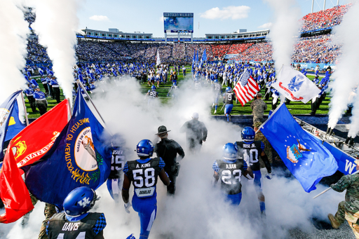 Team.

Georgia beats UK 34-17.


Photo by Elliott Hess | UK Athletics