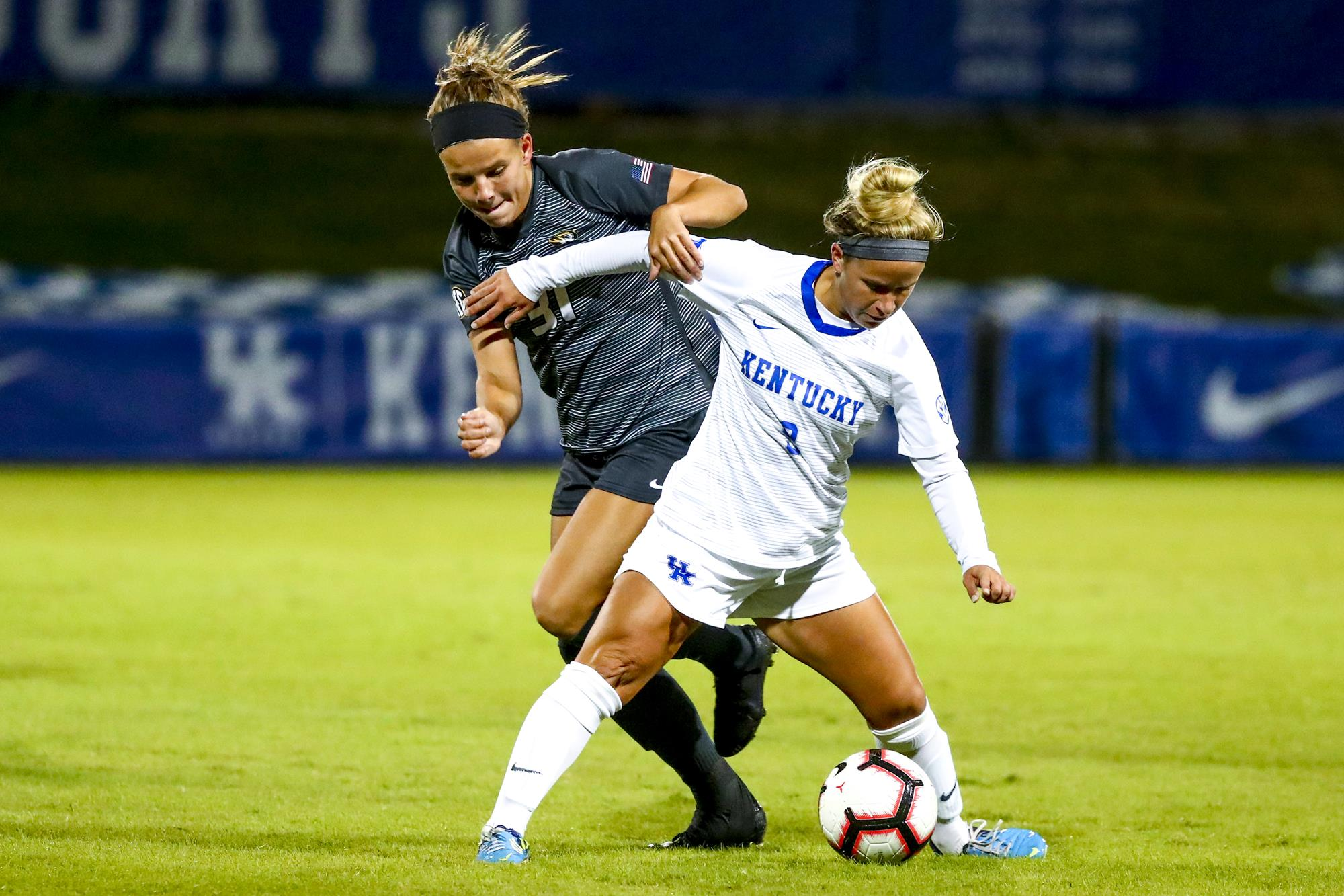 Kentucky Women’s Soccer Defeats Missouri at Home on Friday Night