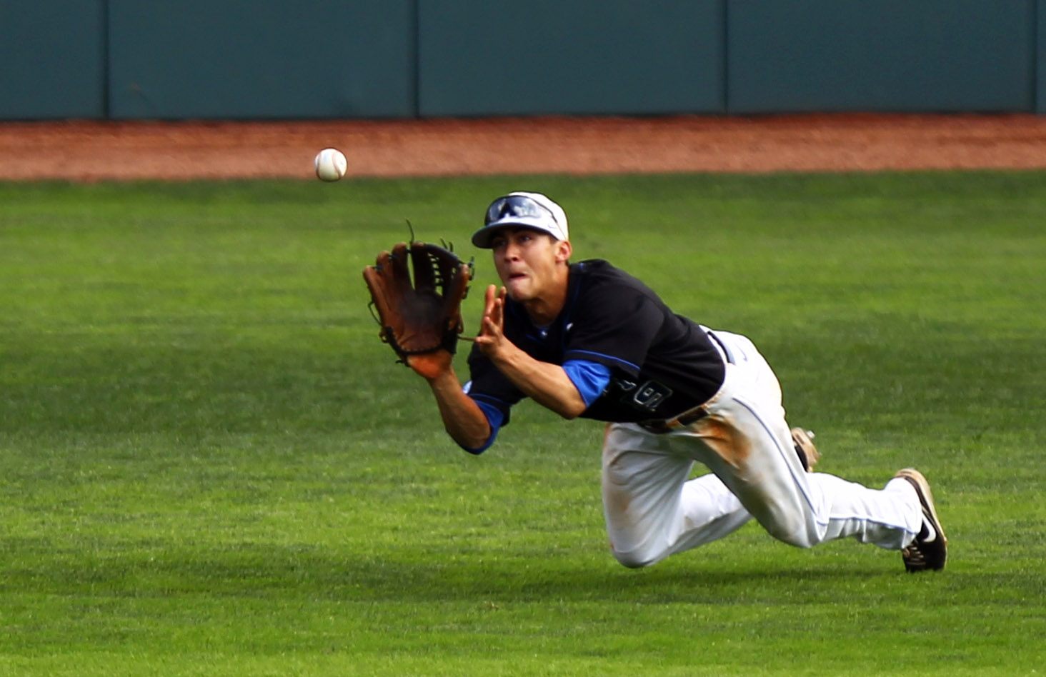 Pro Baseball Notebook: Barrett, Tom Make Pro Debuts