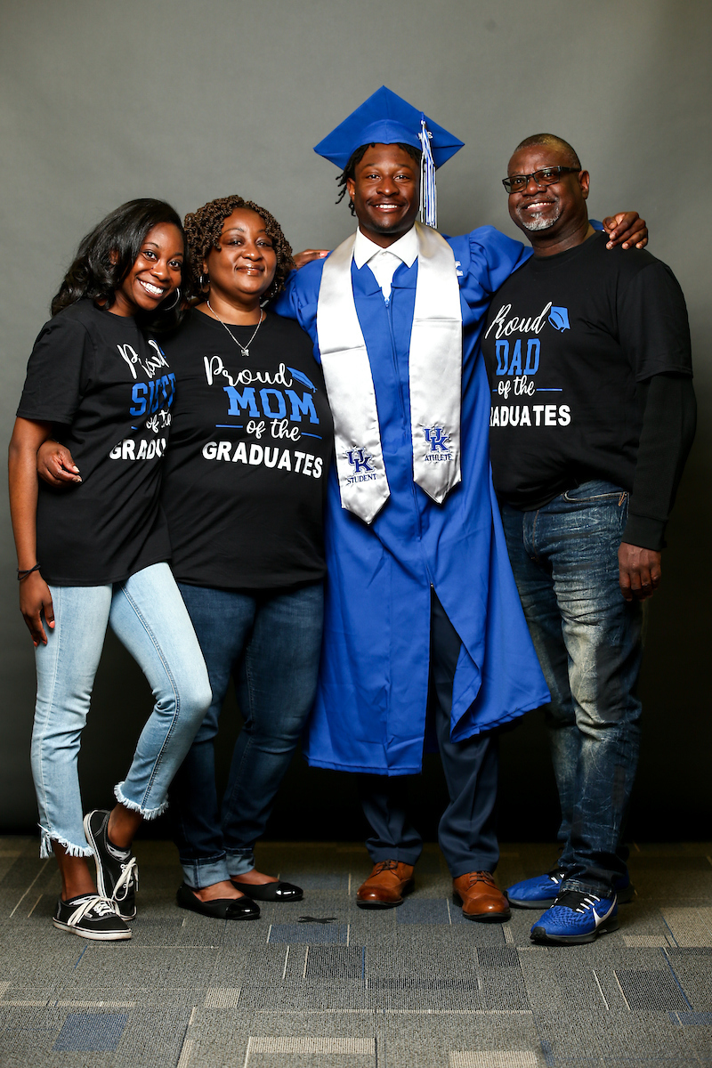 Zeke Lewis. Family. 

2020-21 Graduation.

Photo by Eddie Justice | UK Athletics