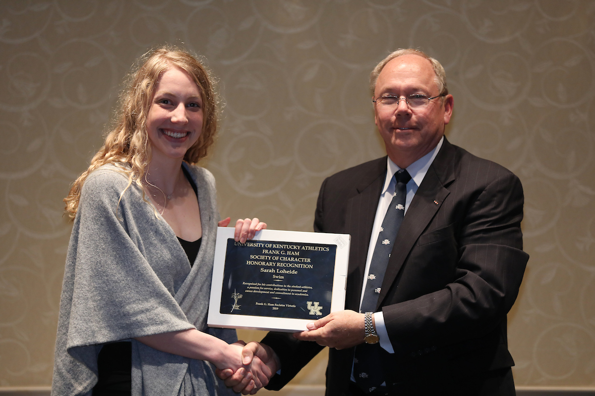 Sarah Loheide.

Frank G. Ham Society of Character induction.

Photo by Quinn Foster | UK Athletics