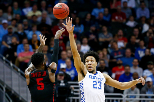 EJ Montgomery.

Kentucky beats Houston 62-58.

Photo by Chet White | UK Athletics