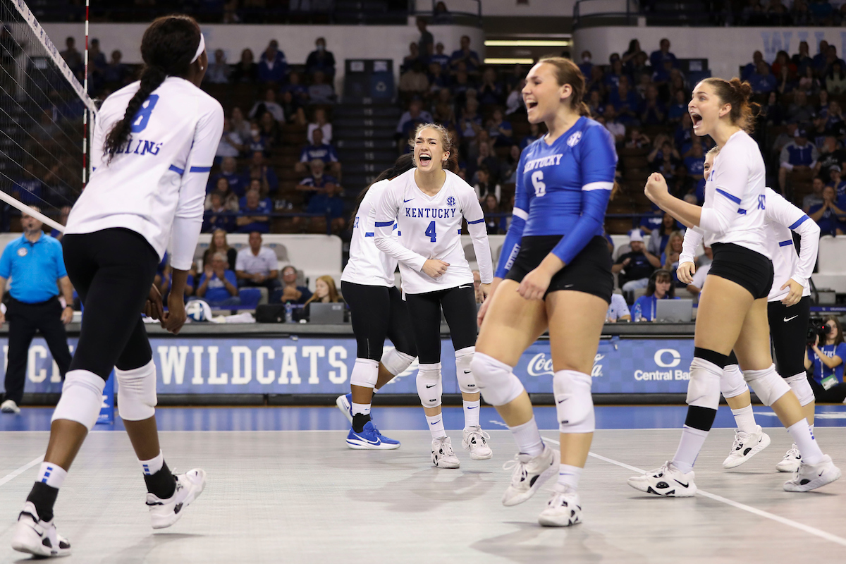 Emma Grome Wins Fifth SEC Setter of the Week Title