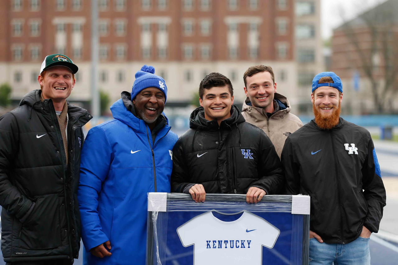 ELIJAH MARTA.

UK Track and Field Senior Day

Photo by Isaac Janssen | UK Athletics