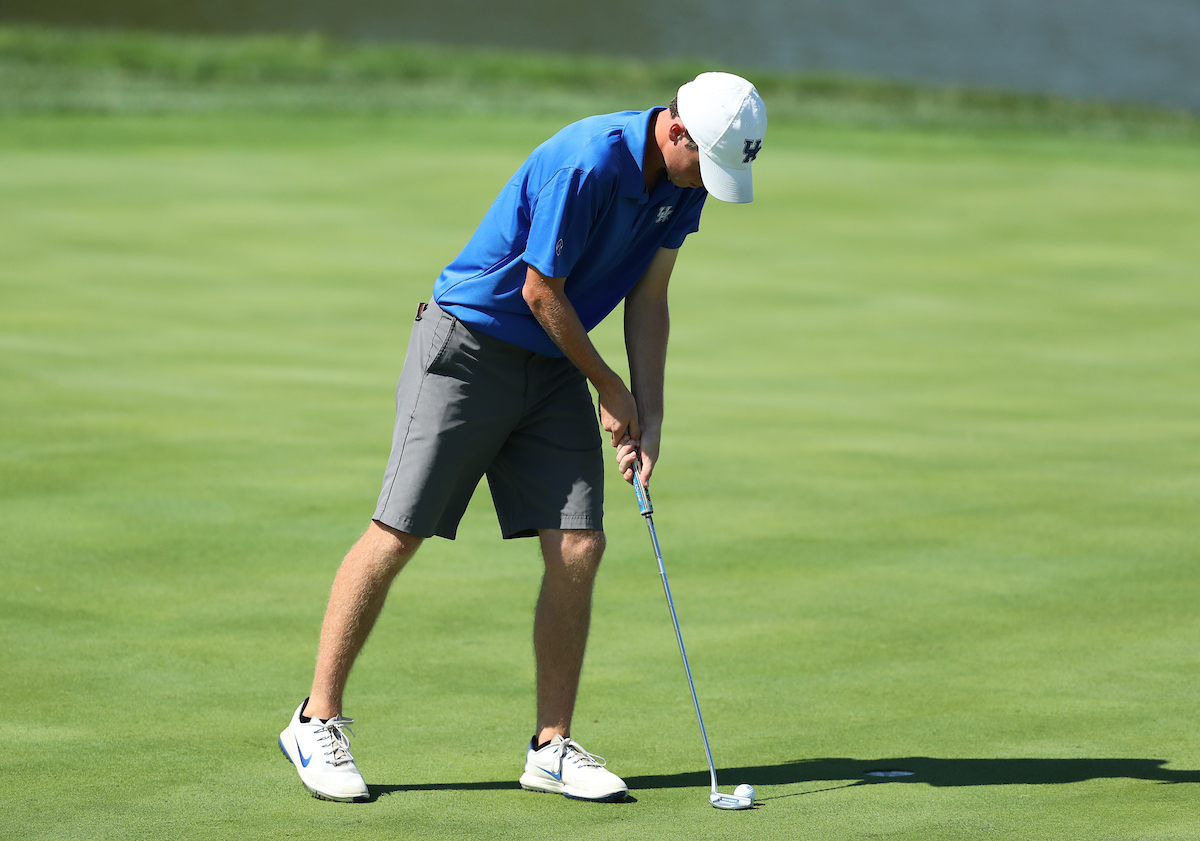 MATT LISTON.

Day one of the Louisville Cardinal Challenge.


Photo by Elliott Hess | UK Athletics