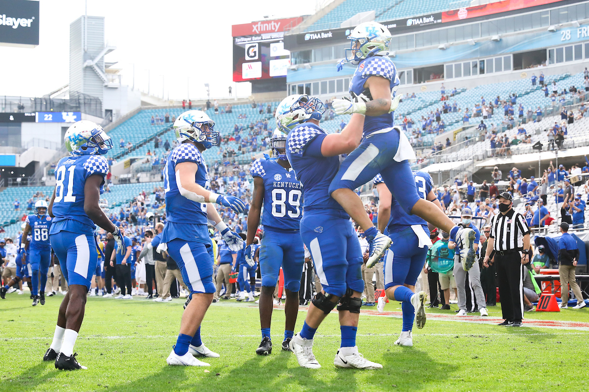 CHRIS RODRIGUEZ JR..

Kentucky beats NC State, 23-21, to win the TaxSlayer Gator Bowl.

Photo by Elliott Hess | UK Athletics
