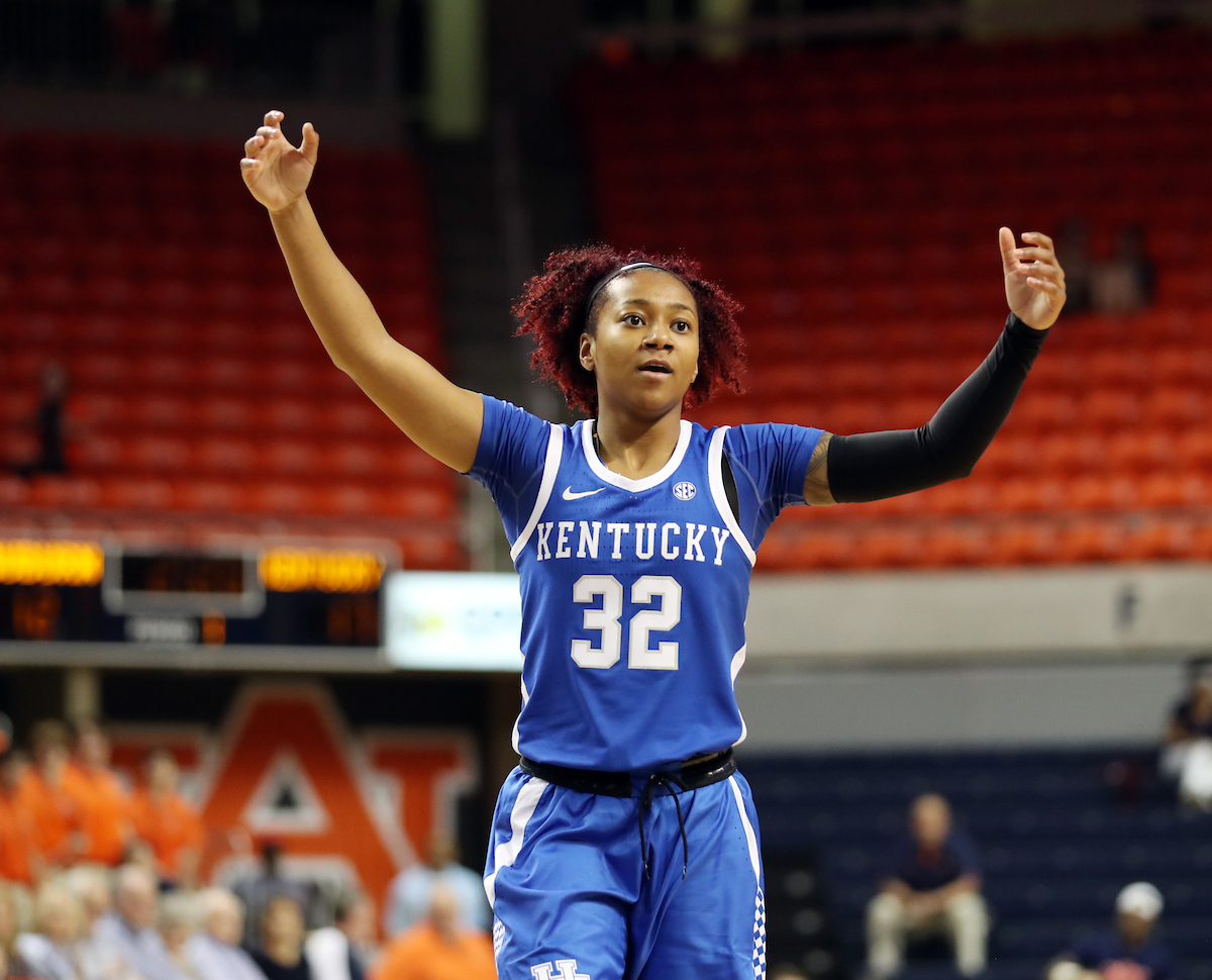 Jaida Roper
The UK Women's Basketball team beat Auburn.
Photo by Britney Howard | UK Athletics