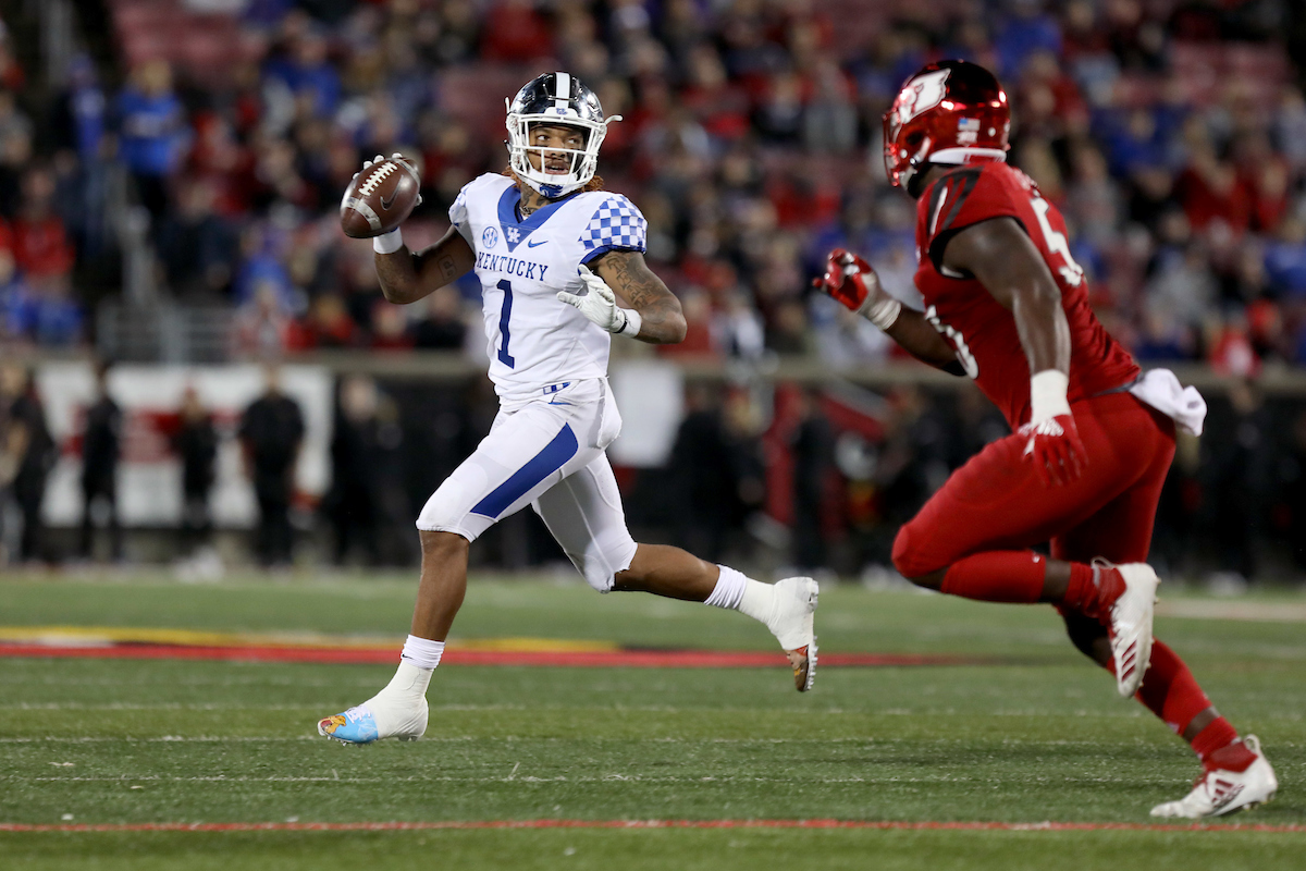 Lynn Bowden Jr.

Kentucky Football beats Louisville at Cardinal Stadium 56-10.

Photo By Robert Burge l UK Athletics