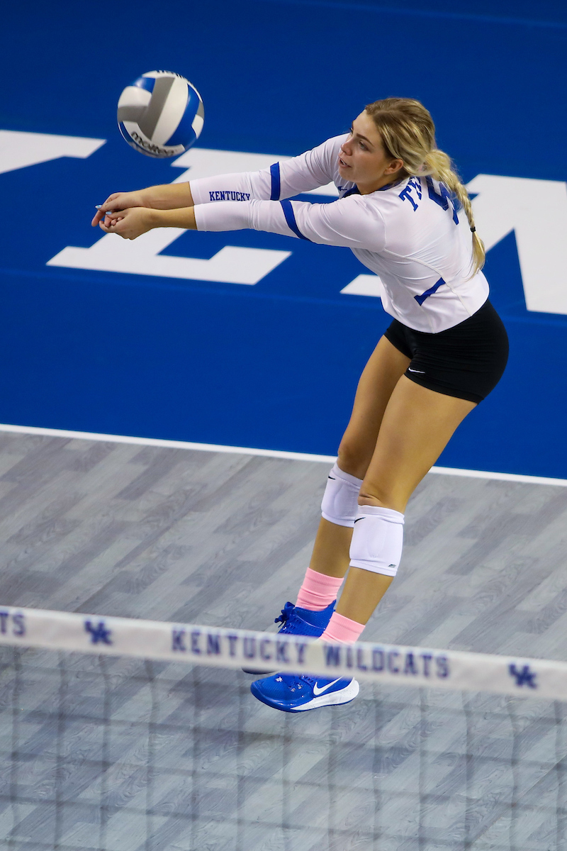 Lauren Tharp.

Kentucky falls to Georgia 2-3.

Photo by Sarah Caputi | UK Athletics