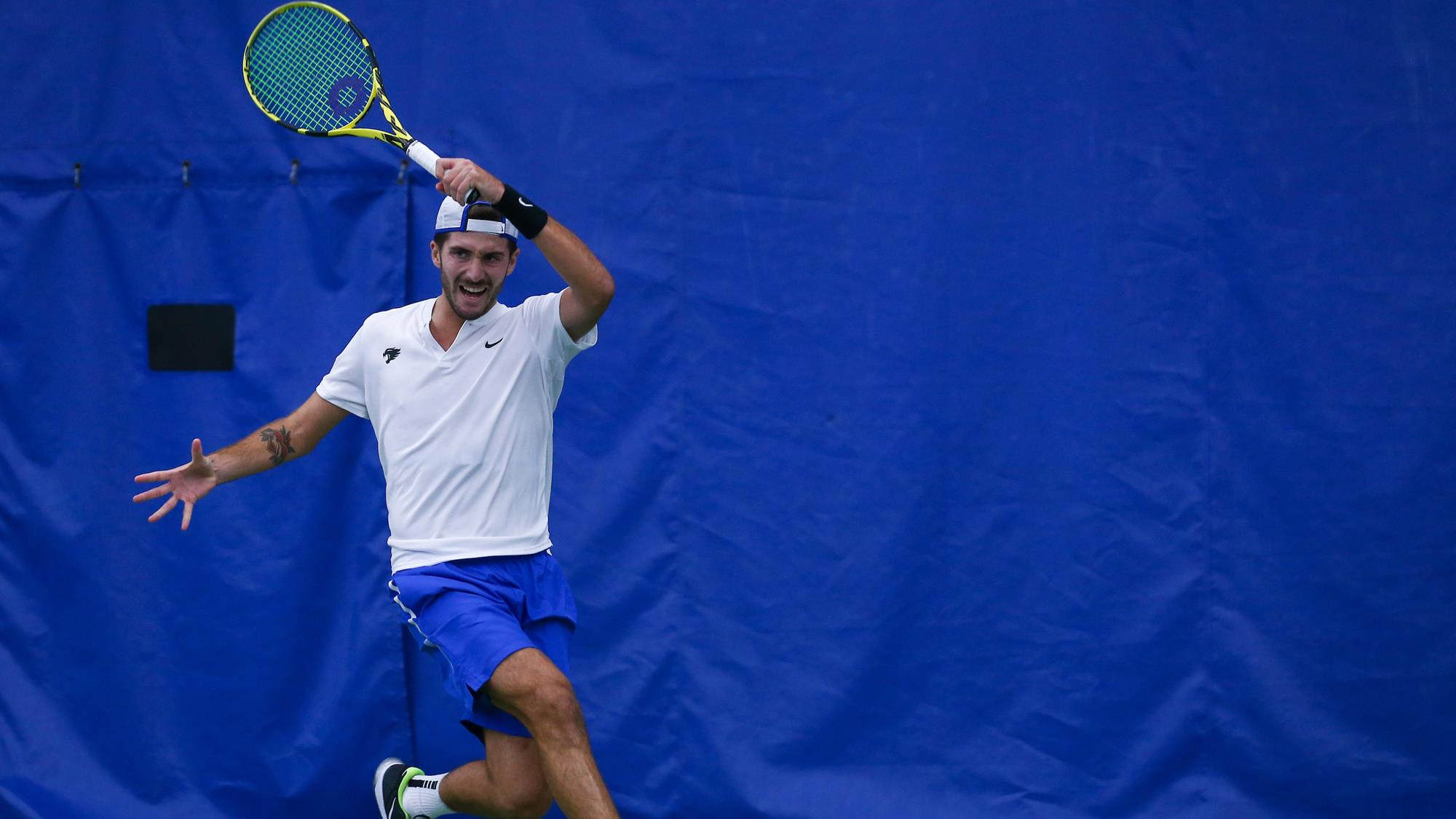 Cats Bounce Back with 4-1 Win at Auburn