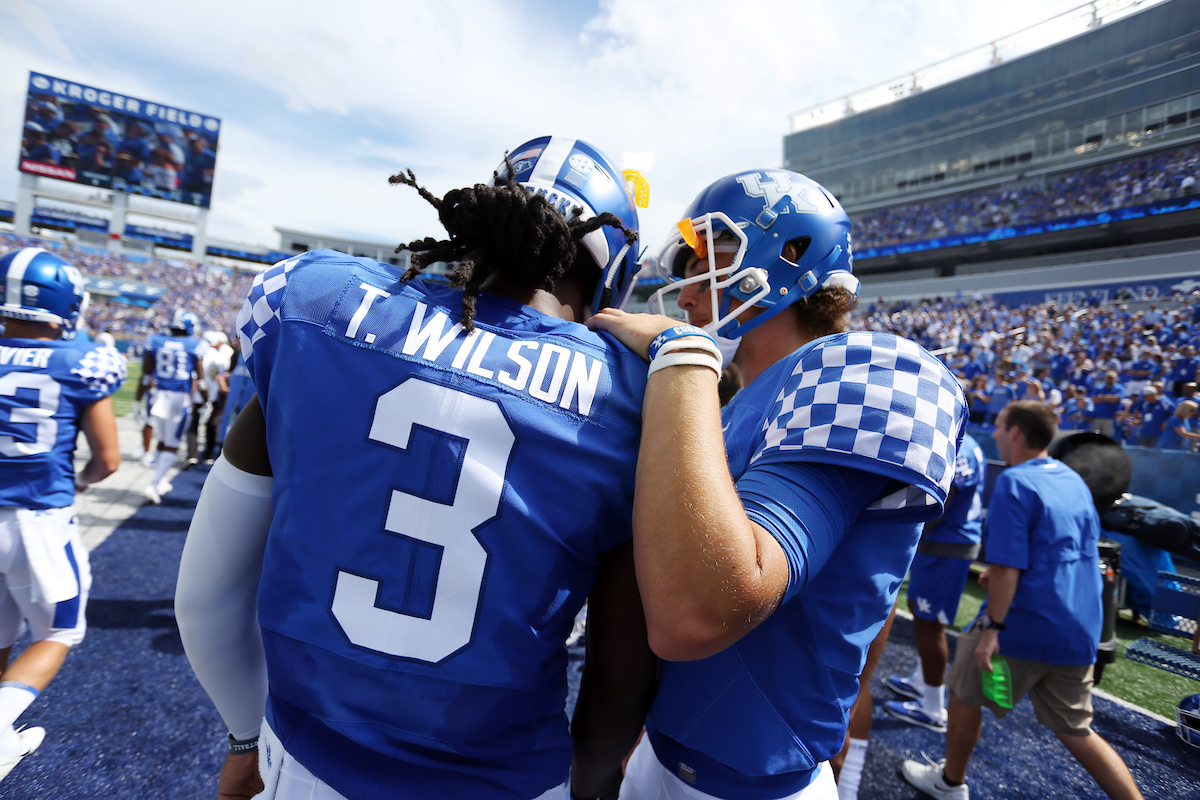 Terry Wilson, Gunnar Hoak


Kentucky Football beats Central Michigan 35-20.

Photo by Britney Howard | UK Athletics