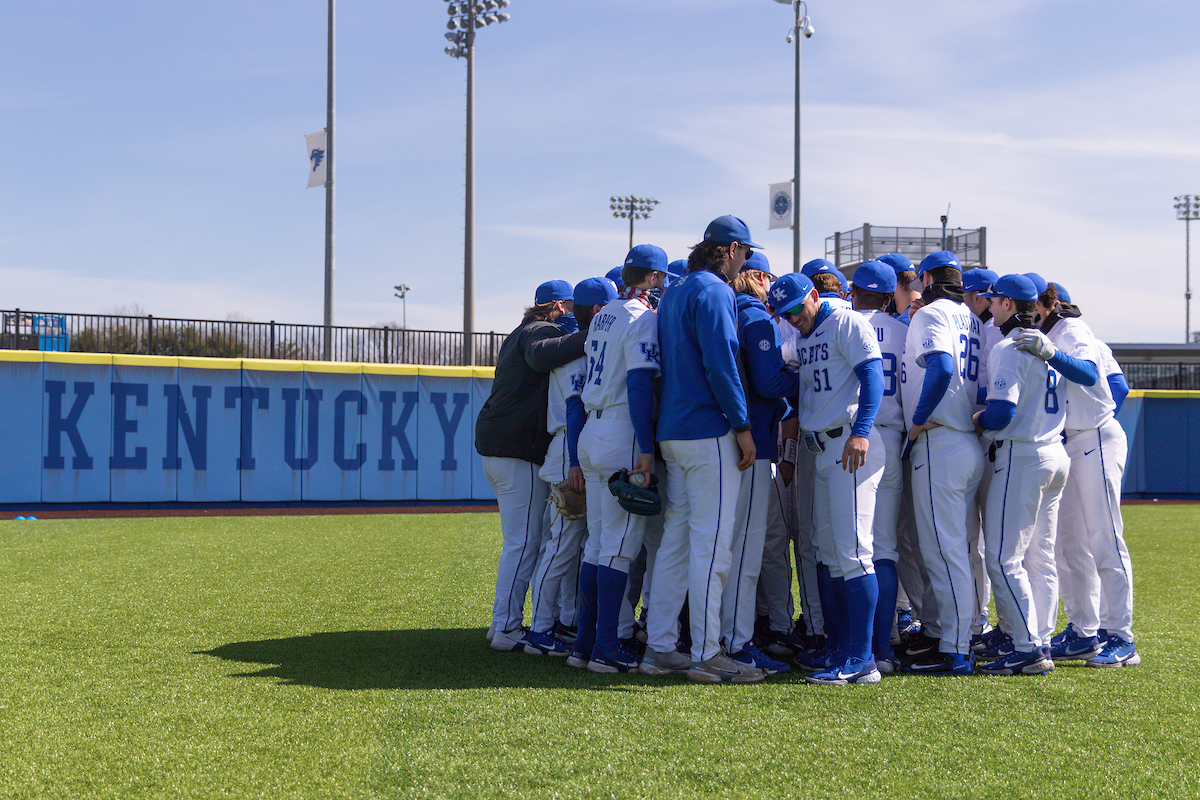 Team.

Kentucky beats Ball State 6 - 0

Photo by Grant Lee | UK Athletics