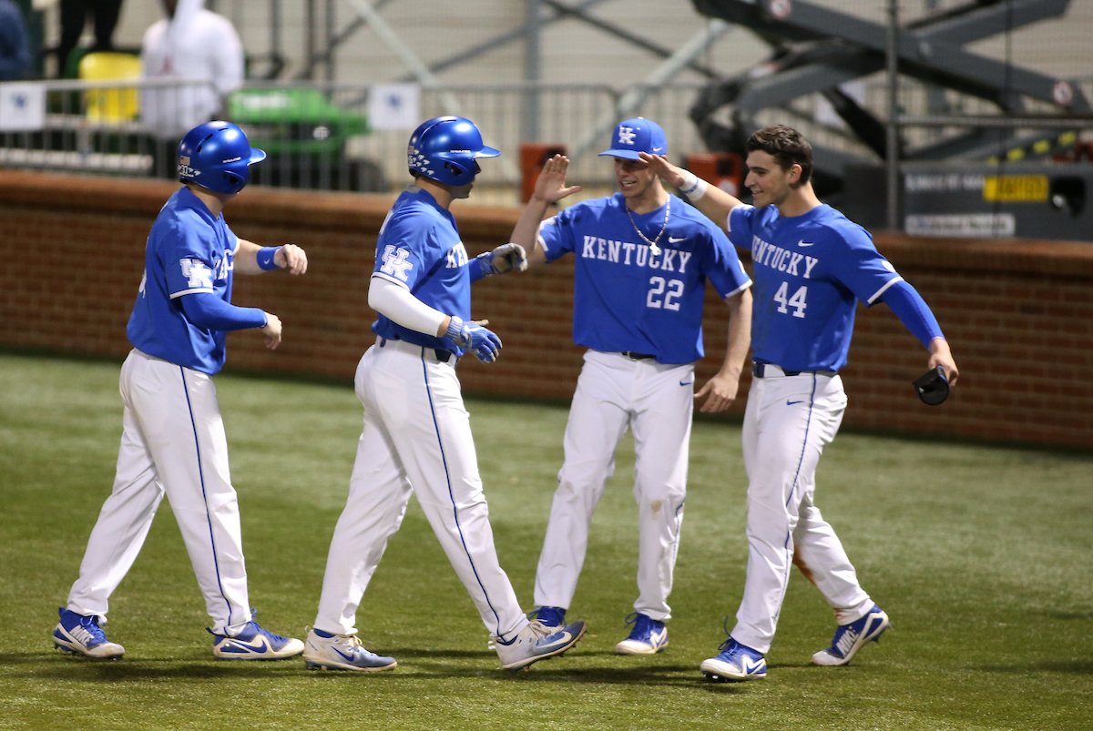 Troy Squires, Austin Keen and Ryan Shinn

The University of Kentucky baseball team defeats Western Kentucky University 4-3 on Tuesday, February 27th, 2018 at Cliff Hagan Stadium in Lexington, Ky.


Photo By Barry Westerman | UK Athletics