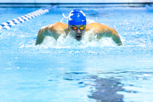 .

Kentucky Swim and Dive Blue and White meet.

Photo by Eddie Justice | UK Athletics