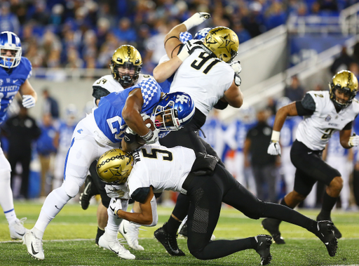 Benny Snell

UK beats Vanderbilt 14-7.

Photo by Maddie Baker | UK Athletics