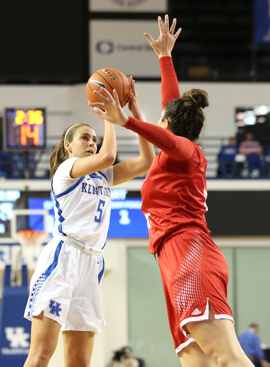 Blair Green. 

UK beats to Sacred Heart University 71-43. 


Photo By Barry Westerman | UK Athletics