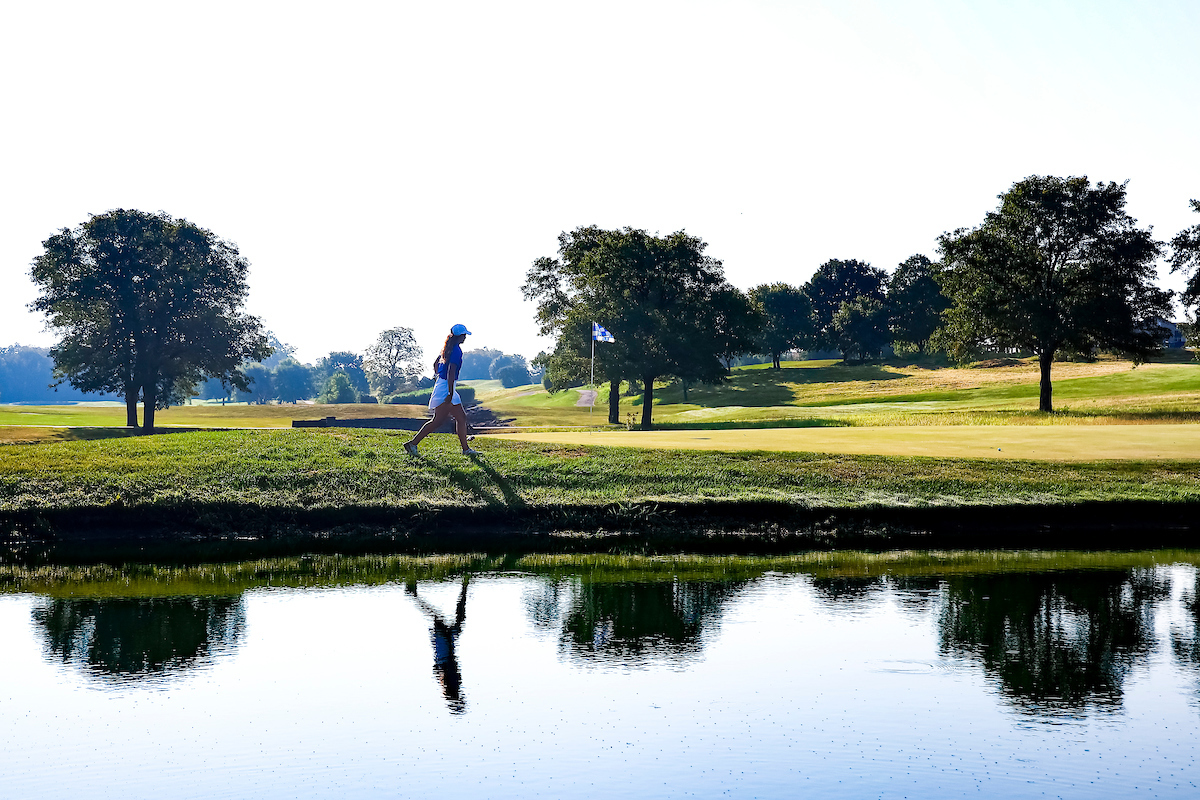 Women's Golf Practice Photo Gallery