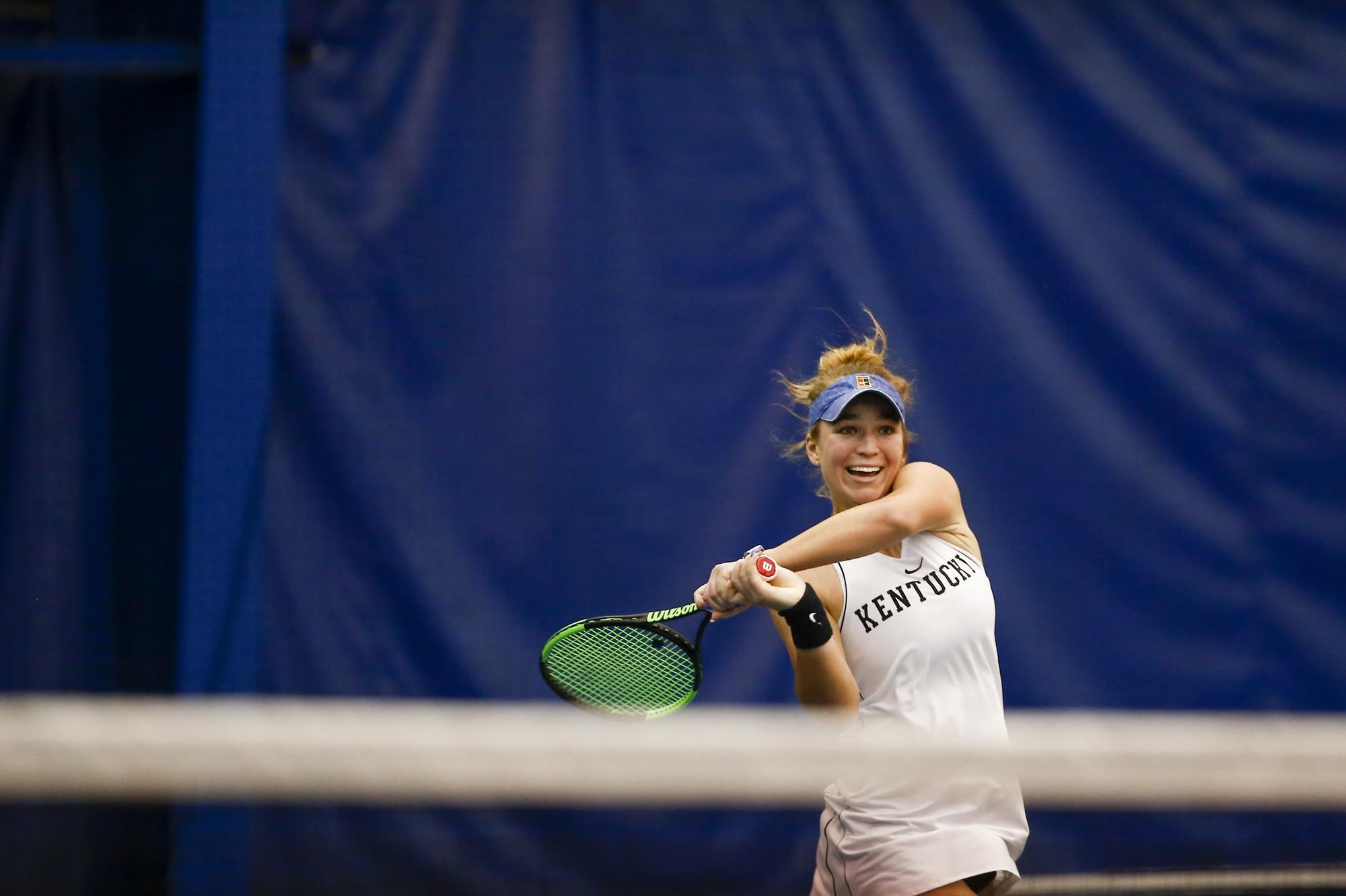 Wildcats Record 12 Singles, Doubles Wins in Fall Opener