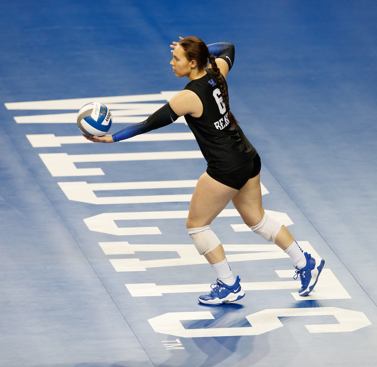 Eleanor Beavin.Kentucky falls to Illinois 3-1.Photo by Elliott Hess | UK Athletics