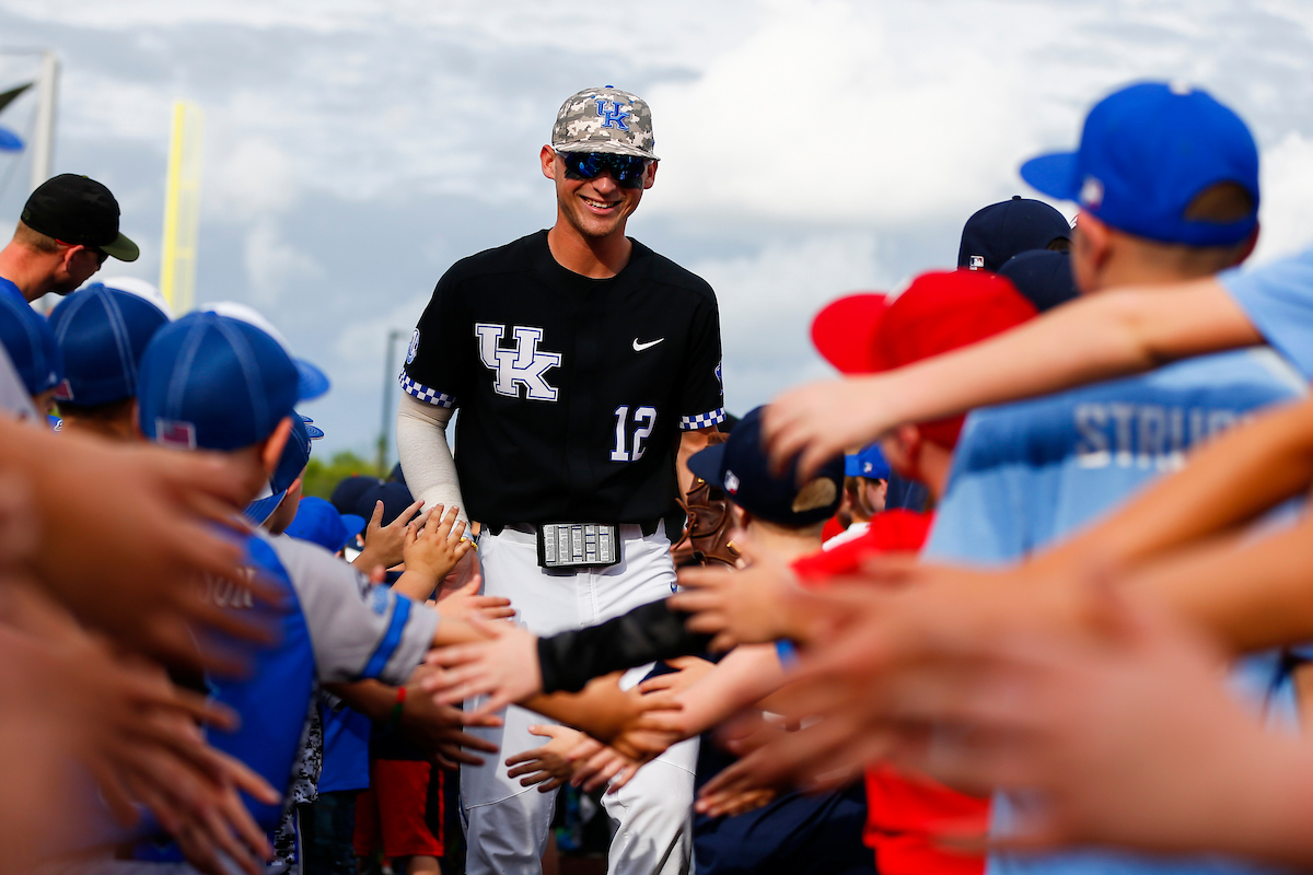 Ryan Shinn

Kentucky falls to Arkansas 5-2.